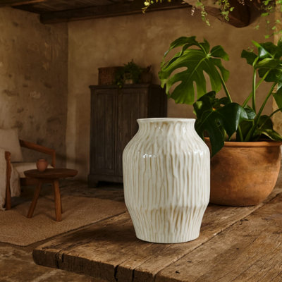 Rackhams White Windmere Opletextured Ceramic Vase - Image 3