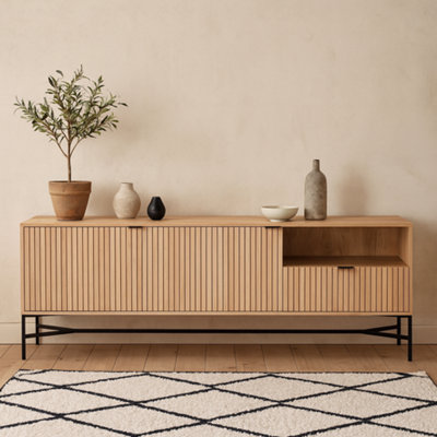 Wyld Haus Brisbane Slatted Natural Oak Sideboard 2 Doors 2 Shelves from B&Q