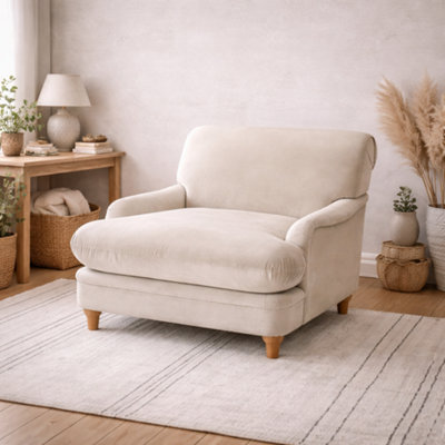 Wyld Haus Plumpton Velvet Dining ChairBeige Scandinavian Wide Seat from B&Q