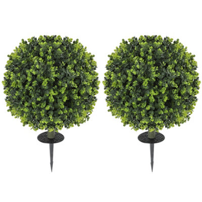 Wyld Haus Set Of 2 Artificial Boxwood Topiary Balls With Ground Stakes 40CmLightweight Faux Garden & Balcony Decor from B&Q