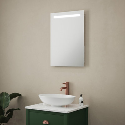 Bubly Bathrooms Comino Rectangular Led Bathroom Mirror500X700mmBattery-PoweredIp44 Rated from B&Q