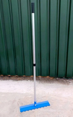 Concrete Rake Placer Dual Use Spreader Tamper Tool With Telescopic Handle from B&Q