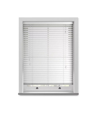 50mm Slat White Grained Faux Wood Venetian Blind With Strings 150Cm Drop145Cm from B&Q