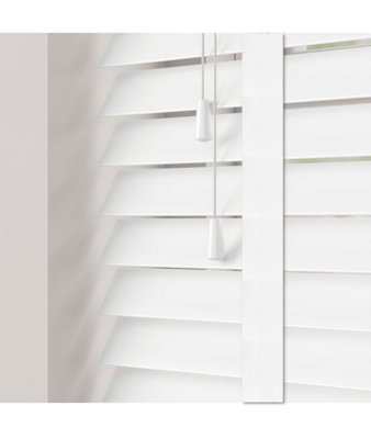 150Cm White Gloss Faux Wood Venetian With Tapes 120Cm Drop from B&Q