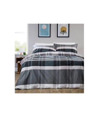 Dylan Check Duvet Set In GreySingle from B&Q