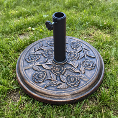 B&Q -  9.5Kg Cement Concrete Cast Iron Effect Parasol Base  Umbrella Holder