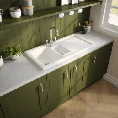 Reginox Traditional 1.5 Bowl Kitchen Sink Reversible White Ceramic Basket Wastes IncludedRl301Cw from B&Q