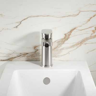 FNX Bathrooms Lumina Mono Bidet Mixer Pop Up Waste Chrome Contemporary from B&Q
