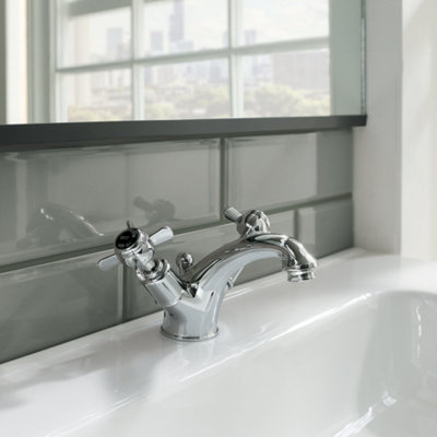 FNX Bathrooms Bubly Mayfair Pinch Basin Mixer Tap With Pop Up Waste Matt Black Brass Deck from B&Q