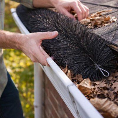Marco Paul 4M Flexible Gutter Cleaning Brush from B&Q