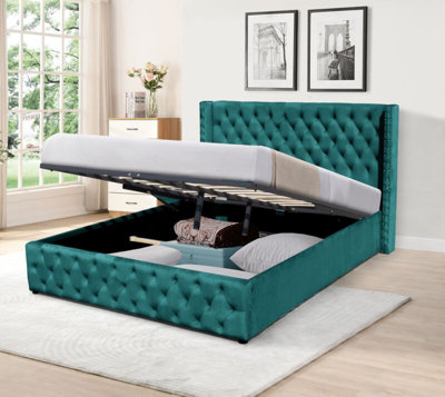 Comfy Living 4Ft6 Winged Plush Velvet Ottoman Gas Lift Storage Bed In Green