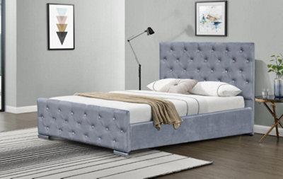 Comfy Living 4Ft6 Palma Brushed Velvet Diamante Chesterfield Bedframe from B&Q