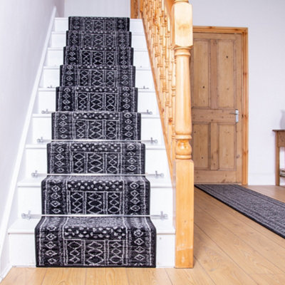 Afrikans Black Stair Runner Carpet Runner Rug from B&Q