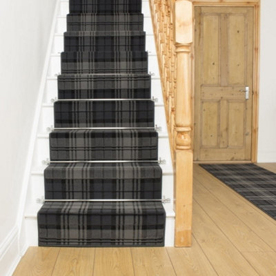 Tartan Stair RunnerSoft & Durable Carpet Runner For Stairs & StaircasesMultiple Lengths from B&Q