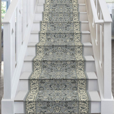 Traditional Stair RunnerSoft & Durable Carpet Runner For Stairs & StaircasesMultiple Lengths from B&Q