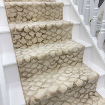 Eclipse Stair RunnerSoft & Durable Carpet Runner For Stairs & StaircasesMultiple Lengths from B&Q