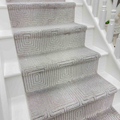 Quin Stair RunnerSoft & Durable Carpet Runner For Stairs & StaircasesMultiple Lengths from B&Q