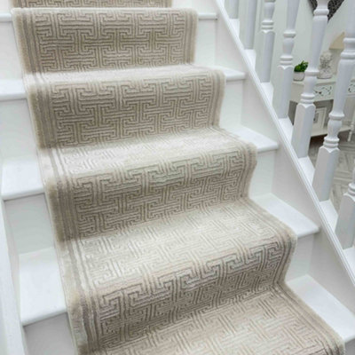 Timeless Stair RunnerSoftComfortable & Durable Carpet For Stairs & StaircasesMultiple Lengths from B&Q