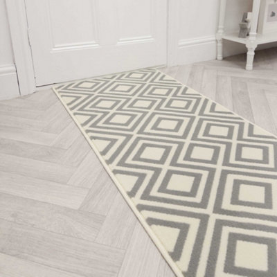 Kilim Hallway Runner RugSoftComfortable & Durable Carpet For HallKitchen & Corridor from B&Q