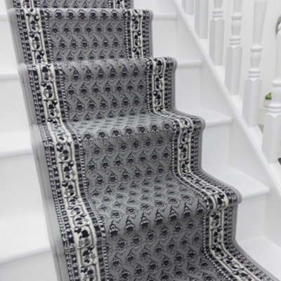 Peacock Stair RunnerSoft & Durable Carpet Runner For Stairs & StaircasesMultiple Lengths from B&Q