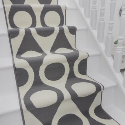 Pop Stair RunnerSoft & Durable Carpet Runner For Stairs & StaircasesMultiple Lengths from B&Q
