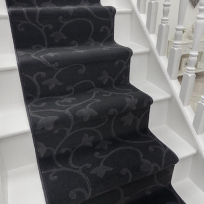 Vines Stair RunnerSoft & Durable Carpet Runner For Stairs & StaircasesMultiple Lengths from B&Q