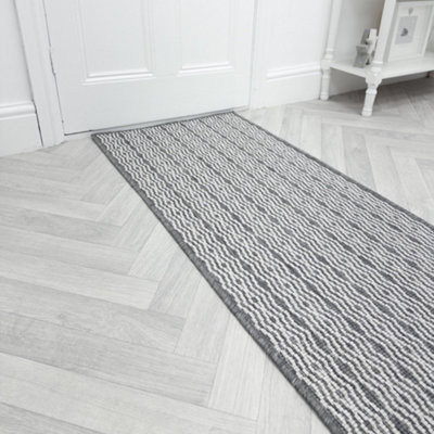 Cable Indoor/outdoor Hallway Runner RugDurableReversible & Hardwearing Carpet For Home Or Garden from B&Q