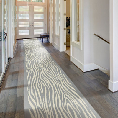 Savannah Hallway Runner RugSoftComfortable & Durable Carpet For HallKitchen & Corridor from B&Q