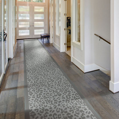 Rosette Hallway Runner RugSoftComfortable & Durable Carpet For HallKitchen & Corridor from B&Q