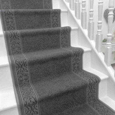 St Tropez Stair RunnerHardwearingNon-Slip & Durable Carpet For Stairs & StaircasesMultiple Lengths from B&Q