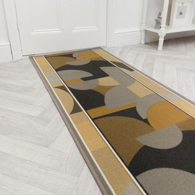 Malis Hallway Runner RugHardwearingNon-Slip & Durable Carpet For HallKitchen & Corridor from B&Q