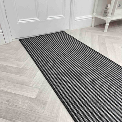 Pinstripe Indoor/outdoor Hallway Runner RugDurableReversible & Hardwearing Carpet For Home Or Garden from B&Q