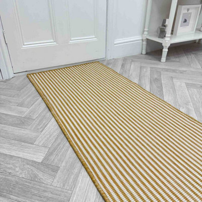 Pinstripe Indoor/outdoor Hallway Runner RugDurableReversible & Hardwearing Carpet For Home Or Garden from B&Q