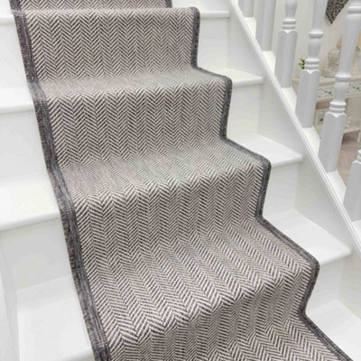 Illusion Stair RunnerReversibleDurable & Hardwearing Carpet For Stairs & StaircasesMultiple Lengths from B&Q