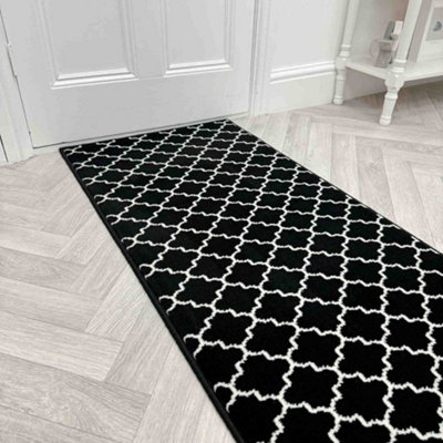 Avanti Hallway Runner RugSoftComfortable & Durable Carpet For HallKitchen & Corridor from B&Q