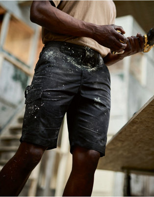 B&Q - Trj389  Cargo Shorts Black W36