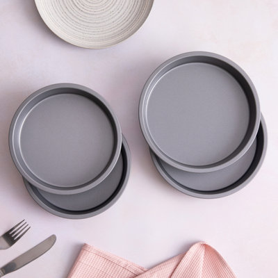 Betterware Essentials 4 Piece Sandwich Tin Set (2X 67360 / 2X 67380) from B&Q