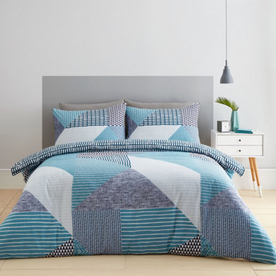 Catherine Lansfield Bedding Larsson Geo Duvet Cover Set With Pillowcase Teal