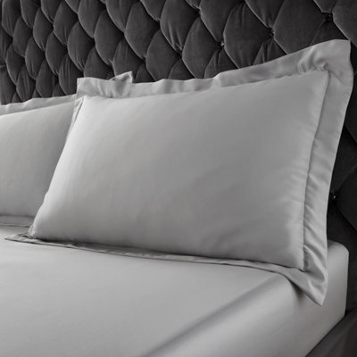 B&Q -  Silky Soft Satin Oxford 50X75Cm + Border Pack Of 2 Pillow Cases With Envelope Closure Silver Grey - Image 11