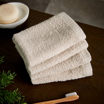 Catherine Lansfield Quick Dry Plain 30X30 Cm Face Cloth 4 Pack Natural