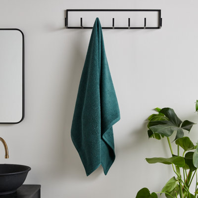 Catherine Lansfield Green Quick Dry Plain Dye Towel Range - Image 10