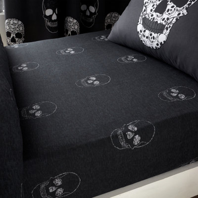 Catherine Lansfield  Grey Geometric Fitted Sheet in Size Single, Sports Direct - Image 9