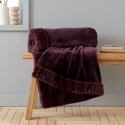 Catherine Lansfield Unisex Plum Velvet & Faux Fur 150 X 200Cm Blanket Throw In | Size: 150 Cm X 200 Cm - Image 17