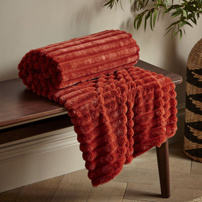 Catherine Lansfield Cosy Ribbed Faux Fur 130x170cm Blanket Throw Burnt Orange - Image 11