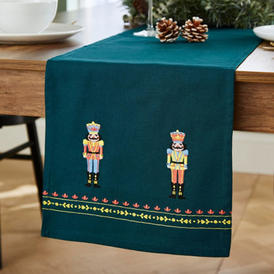 Catherine Lansfield Dining Christmas 86.6 x 12.6 inch (Rectangular), Green - Image 6
