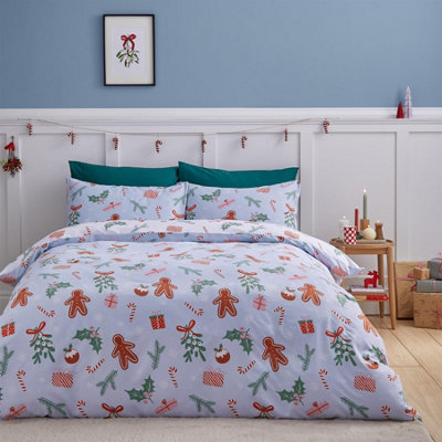 Catherine Lansfield Christmas Gingerbread Soft Microfibre Reversible Double Duvet Cover Set With Pillowcases Blue