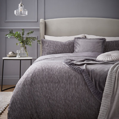 Catherine Lansfield Allure Sparkle Duvet Cover Set With Pillowcases Grey