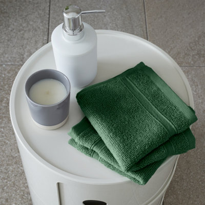 Catherine Lansfield Dark Green Zero Twist Towel Range - Image 7