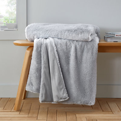 Catherine Lansfield Cosy Glamour Fur 130X170 Cm Blanket Throw Silver/Grey