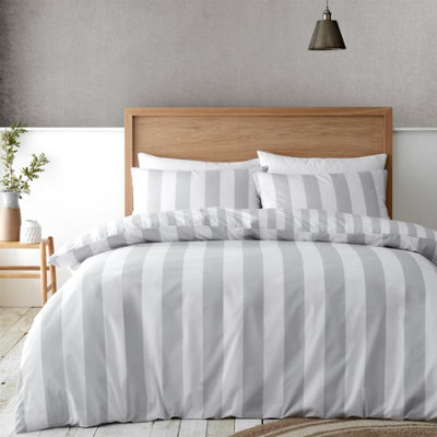 B&Q -  Cove Stripe  Duvet Cover Set  Bedding Set